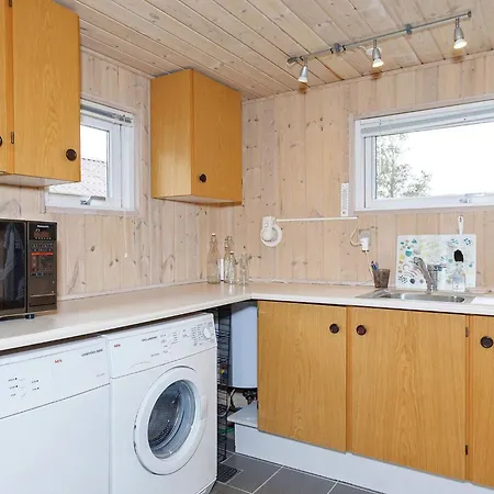 Holiday Home Hojslev بيت للعطل *