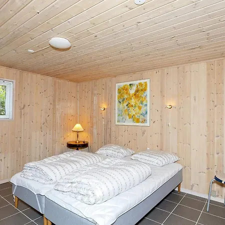 Holiday Home Hojslev بيت للعطل *