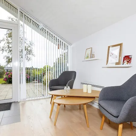 8 Person In Hojslev-by Traum בית נופש Højslev