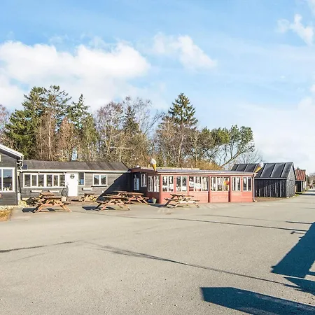 8 Person In Hojslev-by Traum Feriehus Højslev